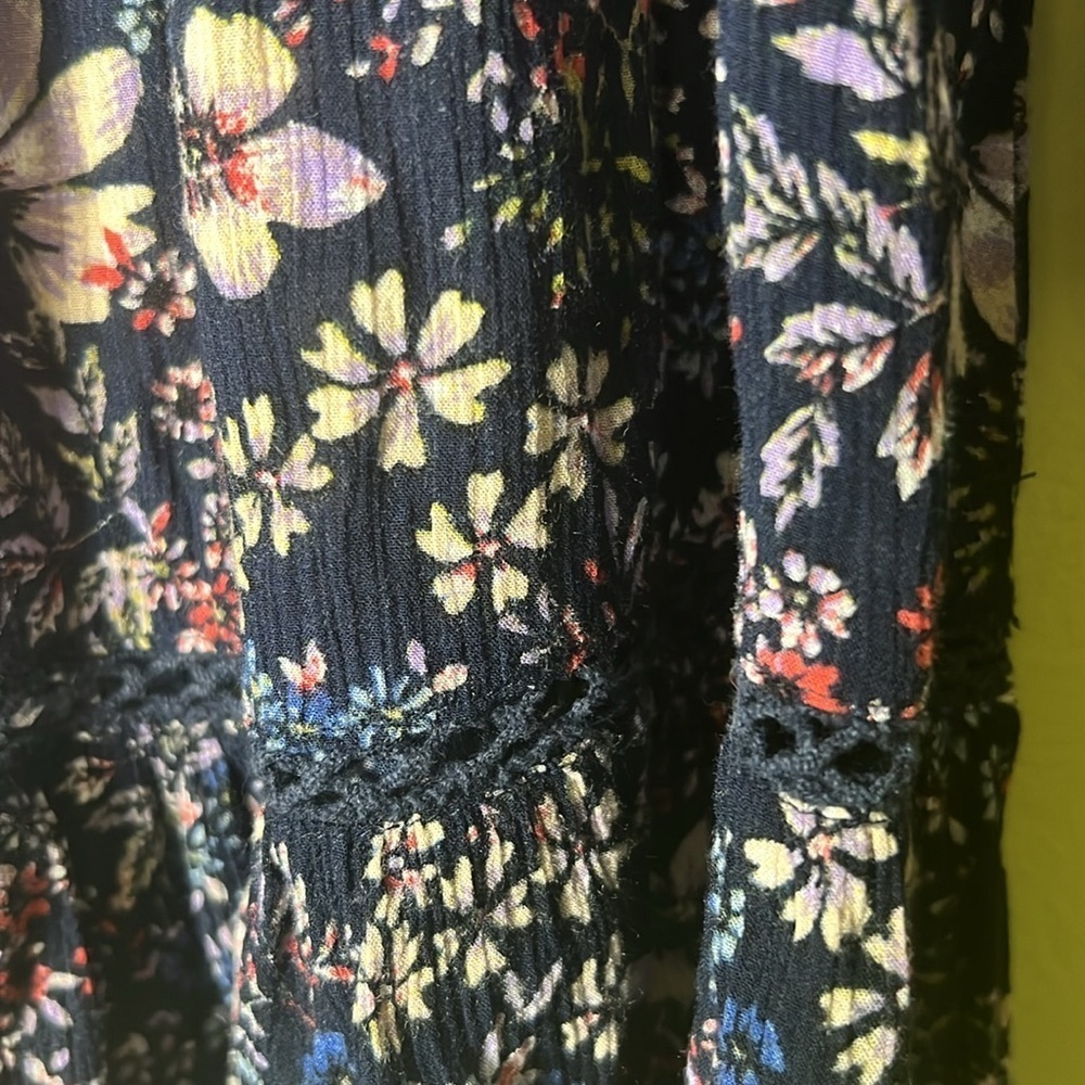 Fever Pink dark blue and White Ruffled bohemian Blouse with 3/4 Sleeves - Picture 4 of 6